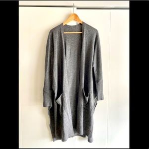 Kit and Ace long grey sweater